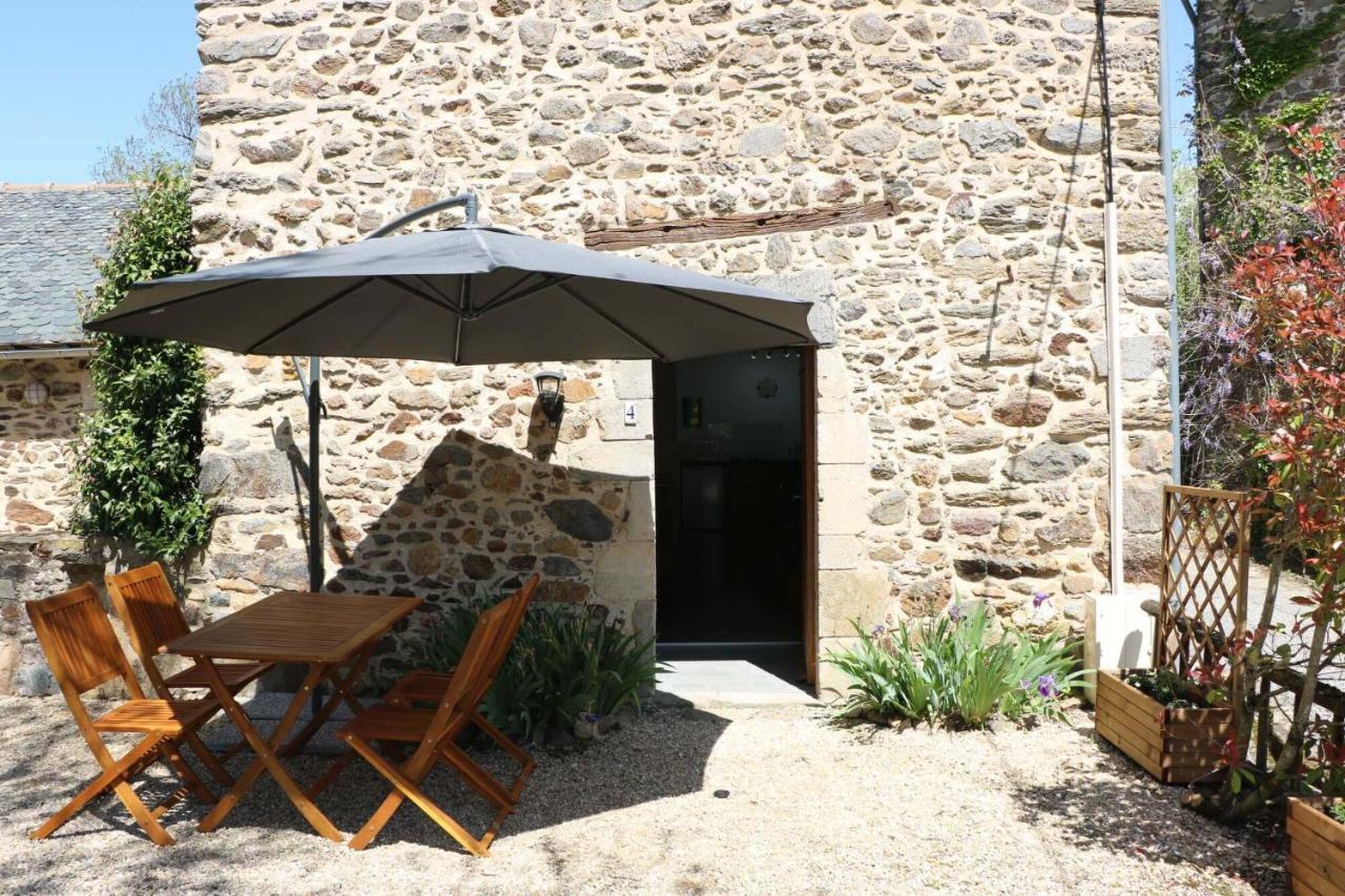 Вилла Les Deux Lievres Вильфранш-де-Руэрг Экстерьер фото